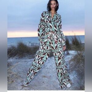 Zara set of pants and blouse Selena